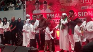 GELAR HALAL BIHALAL, ALIANSI RELAWAN JOKOWI (ARJ) SANTUNI 10.000 ANAK YATIM DAN DUAFA