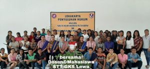 FH UPH BERI PENYULUHAN DAN KONSELING HUKUM DI STT GKS LEWA, SUMBA TIMUR