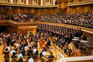 Konser Amal YMAI Bawa Misi Menghidupkan Himne Rohani Sekaligus Dukung Pendidikan Anak di Papua