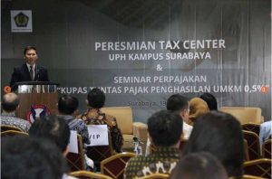 Business School UPH Kampus Surabaya Terima Penghargaan Dukung Program Sadar Pajak kepada Mahasiswa dan Masyarakat