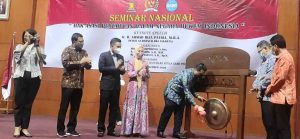 Seminar Nasional Hak Azasi Perempuan Dalam Negara Hukum Indonesia