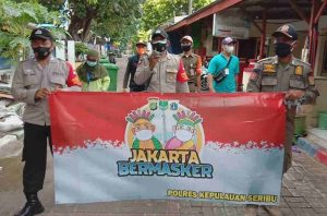 “Jakarta Bermasker”, Polres Kep Seribu Kembali Bagikan 2500 Masker Gratis.