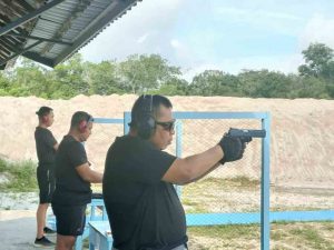 DANGUSKAMLA KOARMADA I LATIHAN MENEMBAK DI LAPANGAN AJU MANGGALA BHAKTI