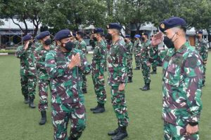 32 Perwira Menengah Koarmada Naik Pangkat