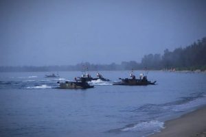 Operasi Amfibi Berhasil Mendaratkan Pasukan Di Dabo Singkep, Kepri