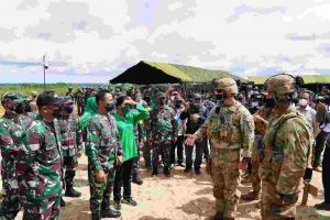 Kasad Meninjau Latma Garuda Shield Ke-15 di Amborawang