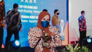 Semakin Diakui, JXB Diganjar Tiga Bintang di TOP BUMD Awards 2021