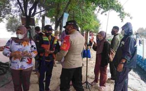 Tiba di Pulau Pari, Polsek Kep Seribu Selatan Ketatkan ProKes dan Wajibkan 177 Warga dan Wisatawan Scan Barcode Peduli Lindungi