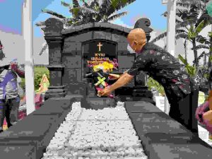 BUPATI JEPARA H. DIAN KRISTIANDI S.SOS RESMIKAN MAKAM TUNGGUL WULUNG DALAM ACARA NAPAK TILAS PEWARNA INDONESIA