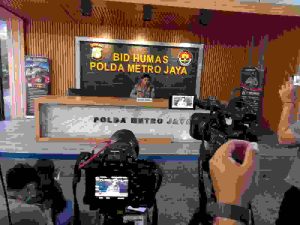 Polda Metro Tangkap Pimpinan Pusat Khilafatul Muslimin di Lampung