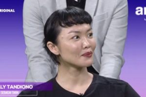 KELLY TANDIONO DUKUNG PENGRAJIN LURIK LEWAT KOLEKSI COVER ME NOT TERBARU