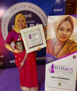 AMEY WARMINIH DAPAT ANUGRAH DALAM INDONESIA WOMEN EXCELLENCE AWARD 2022