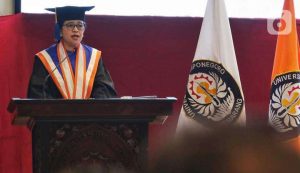Dampingi Terima Doktor HC di Korsel, Megawati Tantang Puan Kalahkan Perolehan Gelarnya