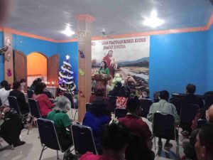 PERAYAAN NATAL WANITA GEREJA GERAKAN PIMPINAN ROHUL KUDUS, PAPANGGO, SUNTER JAKARTA UTARA 1 DESEMBER 2002