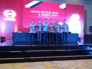 Memiliki Tingkat Keamanan Tinggi: Sudah Tepat Memilih Hino Sebagai Armada Pengiriman B3 “Hino Meluncurkan Ultimate Safety Model”