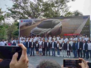 SIAP MENGASPAL DI INDONESIA, SUZUKI RESMI SERAHKAN UNIT PERDANA GRAND VITARA KEPADA KONSUMEN