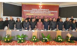 Forum Penyelamat Reformasi dan Demokrasi (FPRD) Sampaikan Petisi: Desak Presiden Joko Widodo untuk secara Sukarela Mengundurkan diri dari Jabatan Presiden Republik Indonesia.