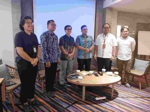 Gimmick Pro Lingkungan: Survei Kesenjangan Regulasi Pengelolaan Sumber Daya Alam, Agraria dan Energi