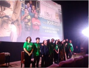 IDN Pictures Meluncurkan Official Poster dan Trailer Film ‘Seni Memahami Kekasih’