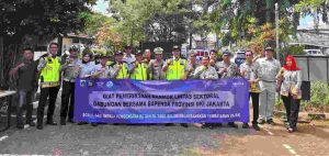 Sosialisasi Pengendara Kendaraan yang Belum Melakukan Pembayaran Pajak Kendaraan Bermotor (PKB) di Jakarta Barat