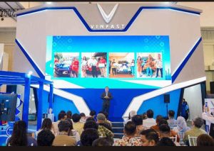 VINFAST RESMI MEMULAI PENGIRIMAN MOBIL LISTRIK VF 5 Di INDONESIA