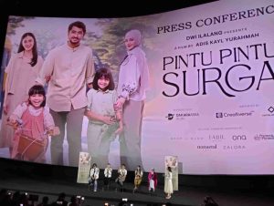 Dilema Ketulusan Cinta dan Keikhlasan di Pintu-Pintu Surga, Film Drama Religi Terbaru Siap Tayang di Bioskop Mulai 13 Februari 2025
