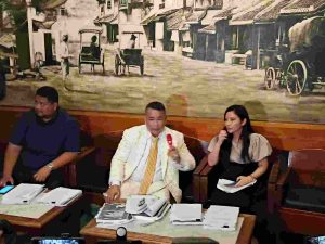 Hotman Paris Hutapea: Klien Saya Mantan Menteri Pendidikan dan Kebudayaan, Nadiem Makarim,  Tidak Menerima Keuntungan Pribadi dalam Pengadaan Chromebook yang Kini Menjeratnya Menjadi Tersangka.