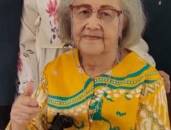 Rest In Peace Mama Joke: Salah Satu Sesepuh Pionir/Pendiri dari terbentuknya Gereja Protestan Soteria di Indonesia Jemaat Pancaran Kasih Allah.
